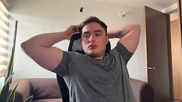 Robyn Rocki online show from February 3, 2026, 4:56 pm