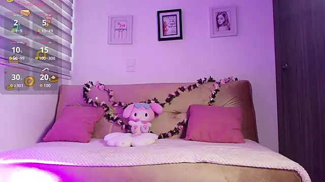 Blush Marie online show from February 2, 2026, 9:57 pm