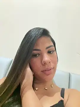 Snapshot of paola_oliveira chatting on March 7, 2026, 5:43 pm paola oliveira online show from March 7, 2026, 5:43 pm