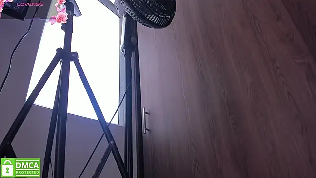 Zamahara Rodriguez online show from April 4, 2026, 7:44 pm