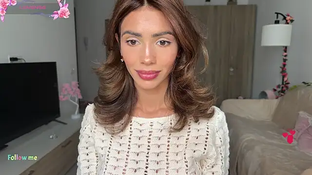Snapshot of AyanaLys chatting on May 25, 2026, 1:50 pm AyanaLys online show from May 25, 2026, 1:50 pm