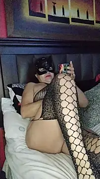 Snapshot of Linamadura chatting on July 26, 2026, 3:25 am Linamadura online show from July 26, 2026, 3:25 am