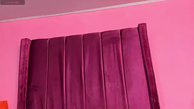 mitzukywinteer online show from July 10, 2026, 8:44 pm