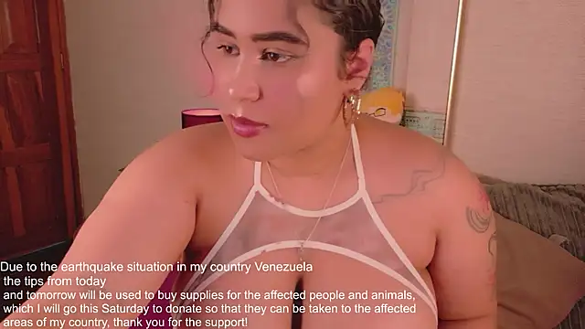 Snapshot of Maya_house chatting on June 26, 2026, 5:23 am Maya house online show from June 26, 2026, 5:23 am