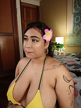 Snapshot of Maya_house chatting on July 24, 2026, 4:21 am Maya house online show from July 24, 2026, 4:21 am