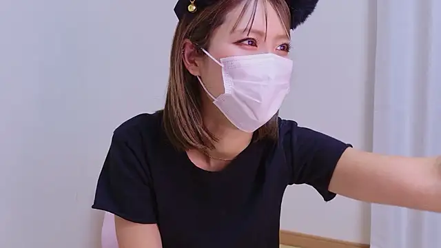 yumi0025 online show from June 17, 2026, 1:30 am