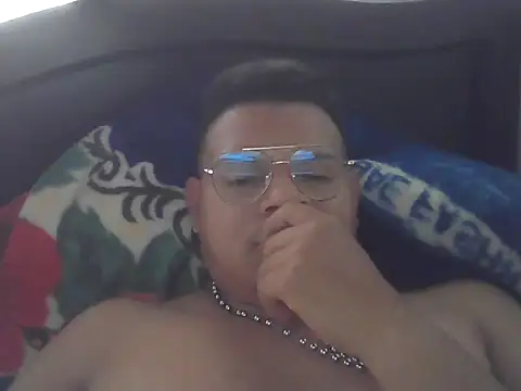 Morenoblasquez online show from June 18, 2026, 9:30 pm
