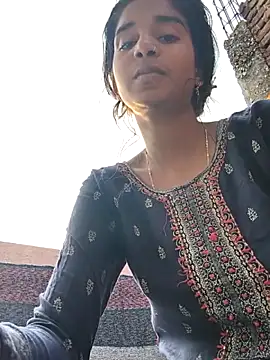 Cute-Natashaa online show from February 18, 2026, 10:55 am