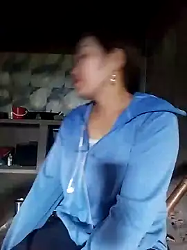 lia-coy online show from March 10, 2026, 3:00 am