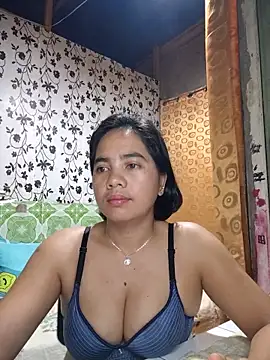 Snapshot of LoveSammantha24xxx chatting on June 22, 2026, 8:17 pm LoveSammantha24xxx online show from June 22, 2026, 8:17 pm