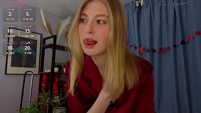 LanaRoxxy online show from March 13, 2026, 12:34 pm