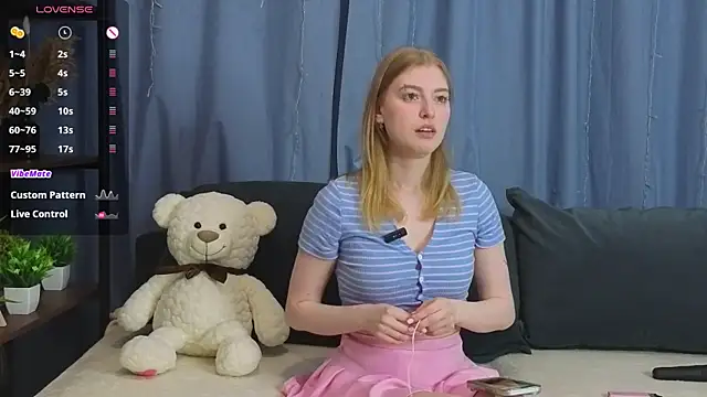 LanaRoxxy online show from March 19, 2026, 12:31 pm