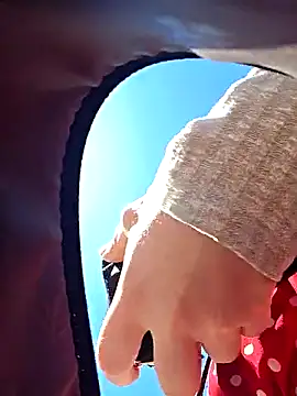 Ashlovescannabis online show from April 18, 2026, 3:05 pm