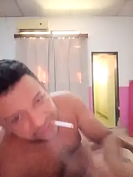 lyn y alex0 online show from January 16, 2026, 8:13 pm