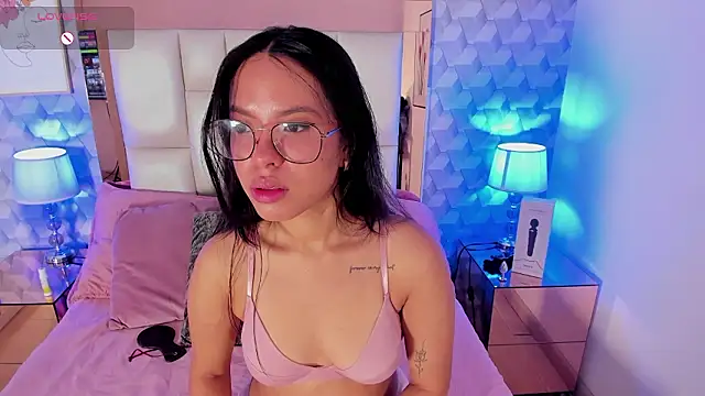 Rose Allure online show from February 13, 2026, 11:39 am