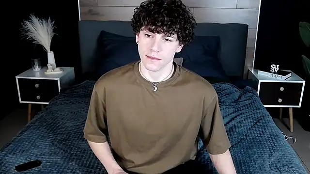 TylerGibson online show from February 21, 2026, 3:40 am