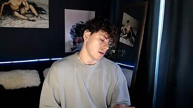 Snapshot of TylerGibson chatting on July 22, 2026, 4:04 am TylerGibson online show from July 22, 2026, 4:04 am