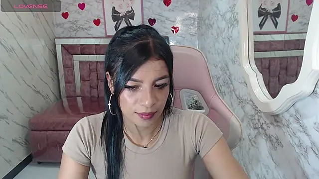 Melisa v online show from February 16, 2026, 8:05 pm