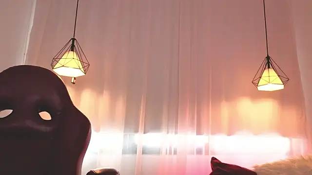 parisblue  online show from January 17, 2026, 3:28 pm