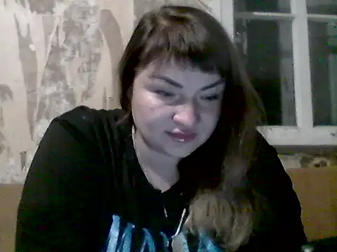 Snapshot of AllinaKis chatting on June 2, 2026, 6:54 pm AllinaKis online show from June 2, 2026, 6:54 pm