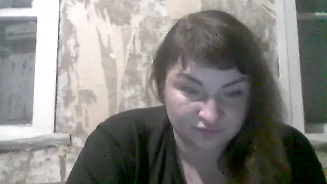 Snapshot of AllinaKis chatting on June 10, 2026, 6:18 pm AllinaKis online show from June 10, 2026, 6:18 pm