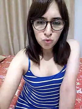 Snapshot of Eide-26 chatting on May 21, 2026, 3:35 am Eide-26 online show from May 21, 2026, 3:35 am