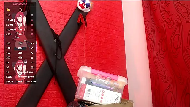 juliette18rose online show from February 28, 2026, 7:59 pm