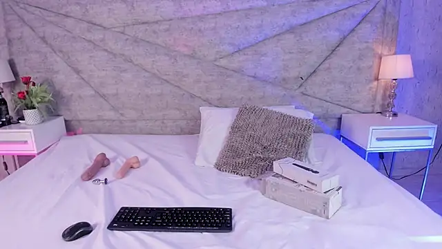 Snapshot of RousSweet- chatting on June 2, 2026, 10:45 pm RousSweet- online show from June 2, 2026, 10:45 pm