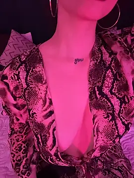 IrinaBlanc online show from March 24, 2026, 11:43 pm