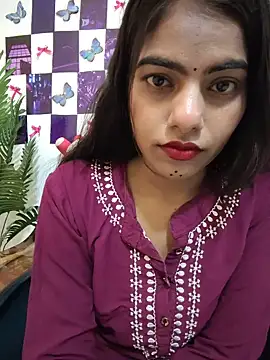 Snapshot of Alisha_Babyy chatting on July 1, 2026, 2:57 am Alisha Babyy online show from July 1, 2026, 2:57 am