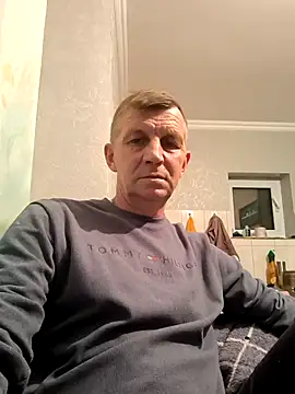 andrei73200 online show from February 13, 2026, 4:03 pm