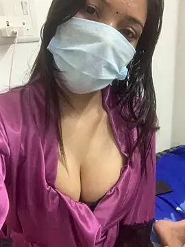 Snapshot of hotpooja1 chatting on February 11, 2026, 10:15 pm hotpooja1 online show from February 11, 2026, 10:15 pm