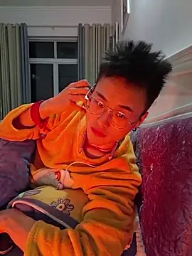 Snapshot of Aint686 chatting on February 20, 2026, 3:23 pm Aint686 online show from February 20, 2026, 3:23 pm