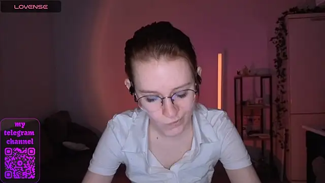 Snapshot of PetralPrime chatting on April 23, 2026, 6:10 pm PetralPrime online show from April 23, 2026, 6:10 pm