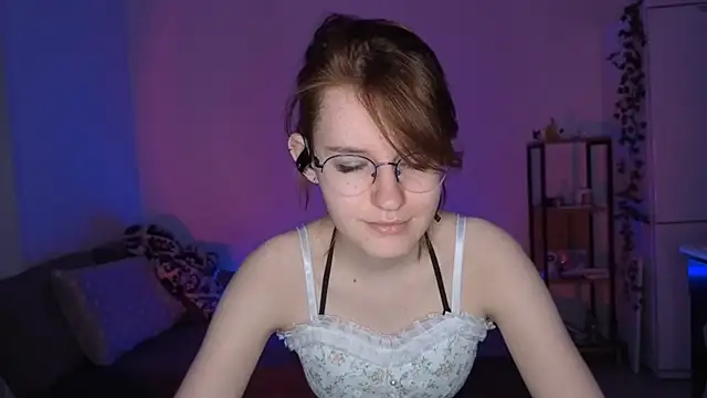 Snapshot of PetralPrime chatting on April 24, 2026, 6:32 pm PetralPrime online show from April 24, 2026, 6:32 pm