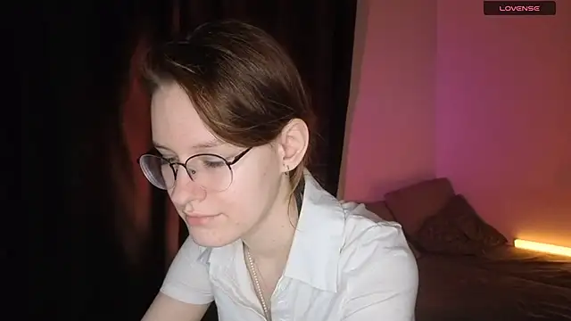 Snapshot of PetralPrime chatting on May 13, 2026, 6:49 pm PetralPrime online show from May 13, 2026, 6:49 pm