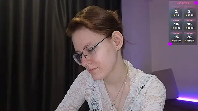 Snapshot of PetralPrime chatting on June 4, 2026, 6:47 pm PetralPrime online show from June 4, 2026, 6:47 pm