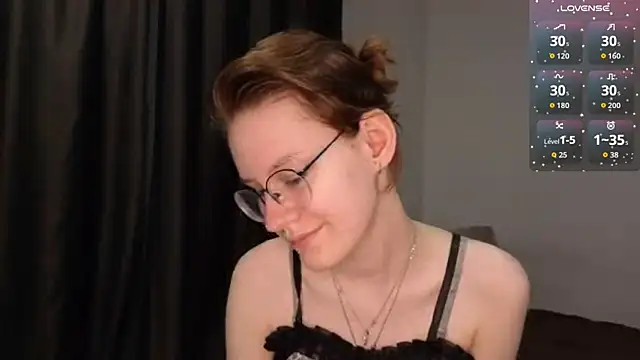 Snapshot of PetralPrime chatting on June 11, 2026, 6:06 pm PetralPrime online show from June 11, 2026, 6:06 pm
