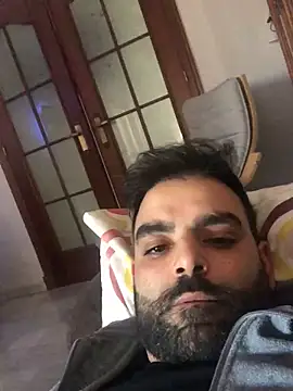 solsit1990 online show from February 1, 2026, 3:32 pm