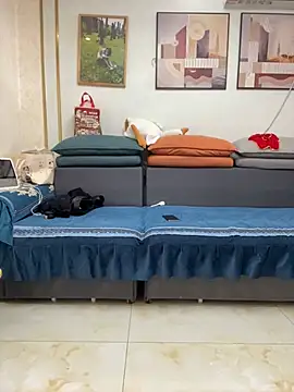 xiaotiantian-10 online show from February 24, 2026, 3:04 am