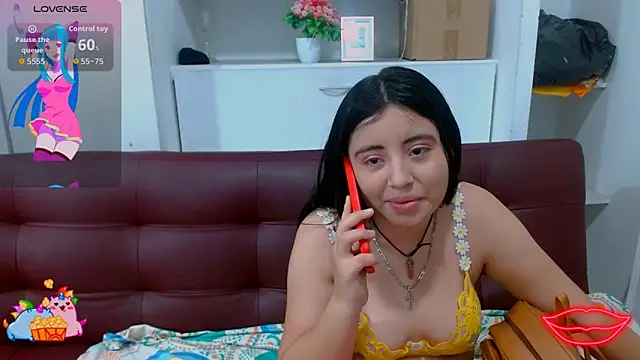 angelhotlatina18 online show from March 6, 2026, 11:39 am