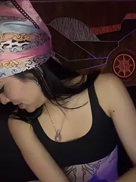 MamiSoft420 online show from March 5, 2026, 1:23 am