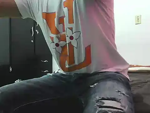 Snapshot of Tiger_job chatting on January 18, 2026, 10:46 pm Tiger job online show from January 18, 2026, 10:46 pm