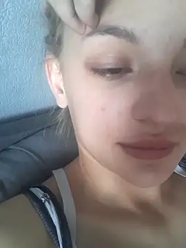 Snapshot of SashaPri chatting on May 18, 2026, 1:50 pm SashaPri online show from May 18, 2026, 1:50 pm
