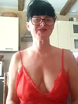 Snapshot of AliceSwan57 chatting on June 24, 2026, 6:23 am AliceSwan57 online show from June 24, 2026, 6:23 am