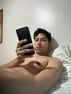 Jleonardolr online show from March 27, 2026, 11:21 am