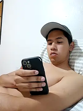 Jleonardolr online show from March 28, 2026, 12:49 pm