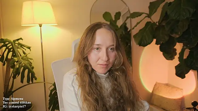 Snapshot of Scarlett_NoirMuse chatting on March 1, 2026, 1:40 am Scarlett NoirMuse online show from March 1, 2026, 1:40 am