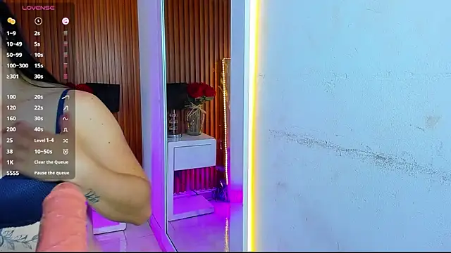 whitney white  online show from March 9, 2026, 8:13 pm