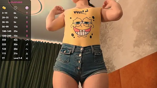 Hiaru Cutie online show from January 8, 2025, 5:48 am